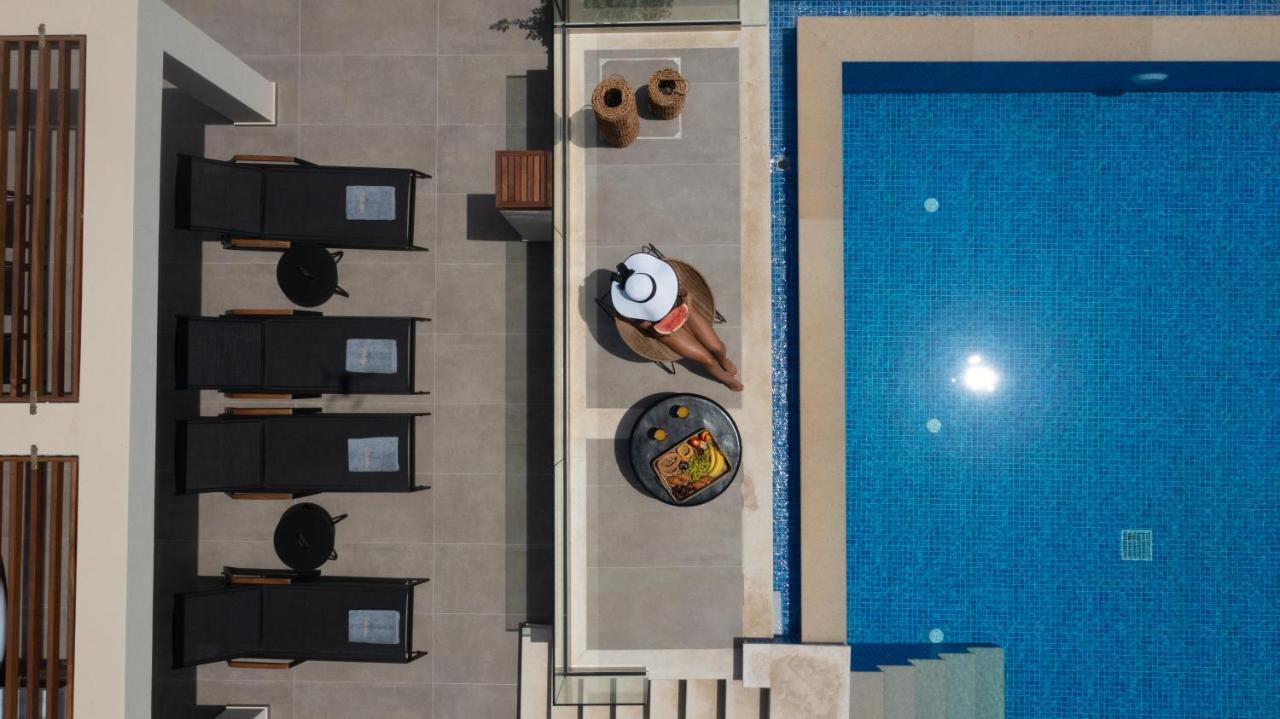 Nerea Seafront Villa, A Pristine Retreat, By Thinkvilla Akrotiri  المظهر الخارجي الصورة