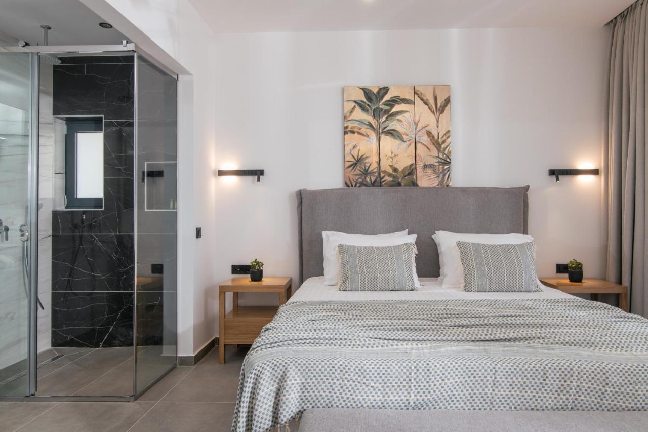 Nerea Seafront Villa, A Pristine Retreat, By Thinkvilla Akrotiri  المظهر الخارجي الصورة
